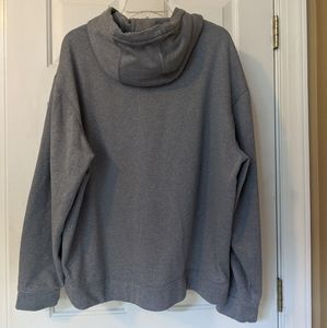 Under Armour Sweatshirt